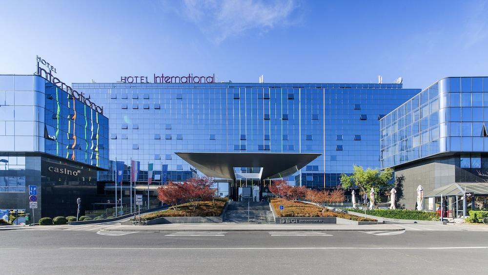 Maistra City Vibes Hotel International Загреб Екстер'єр фото